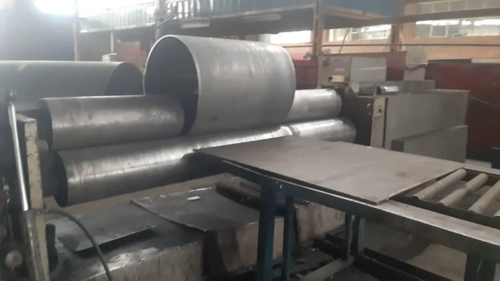 دستگاه نورد ورق