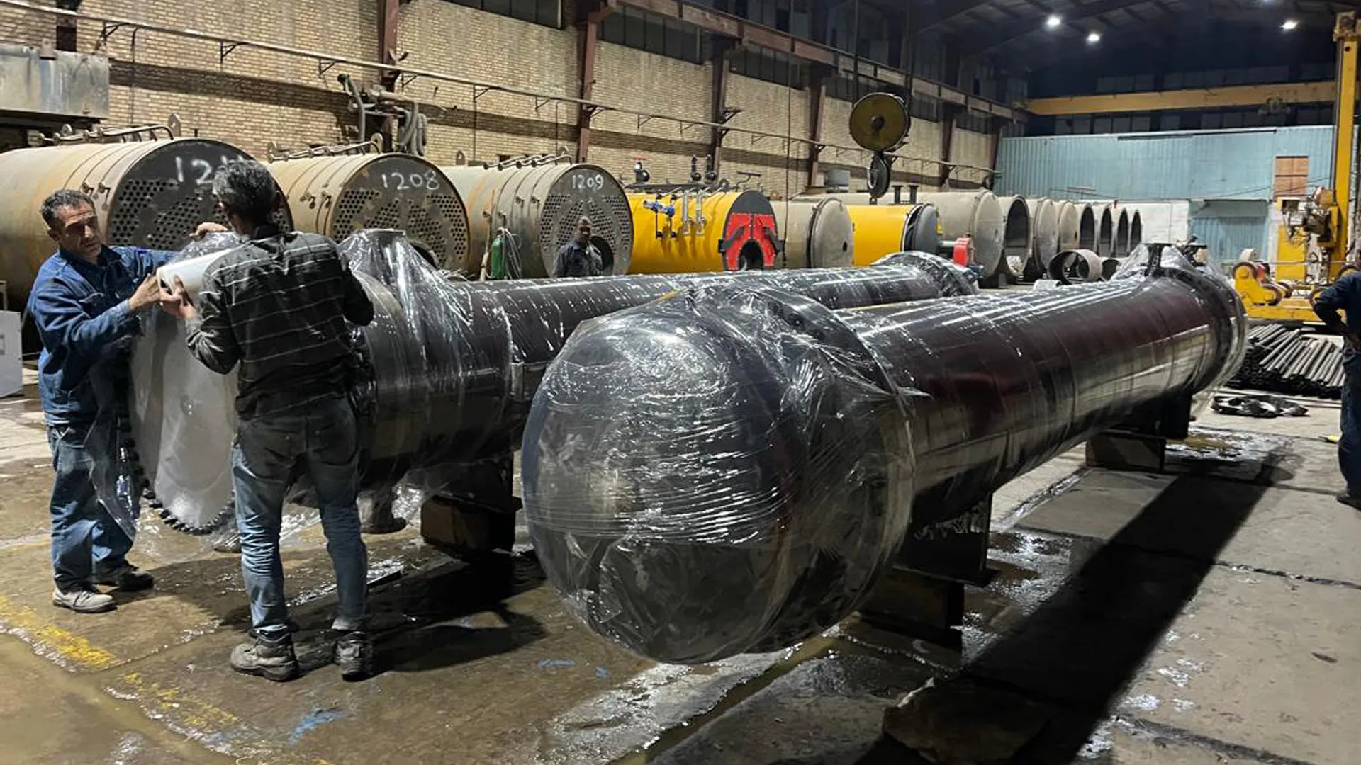 گالری 5 آماده سازی مبدل برای ارسال به بغداد